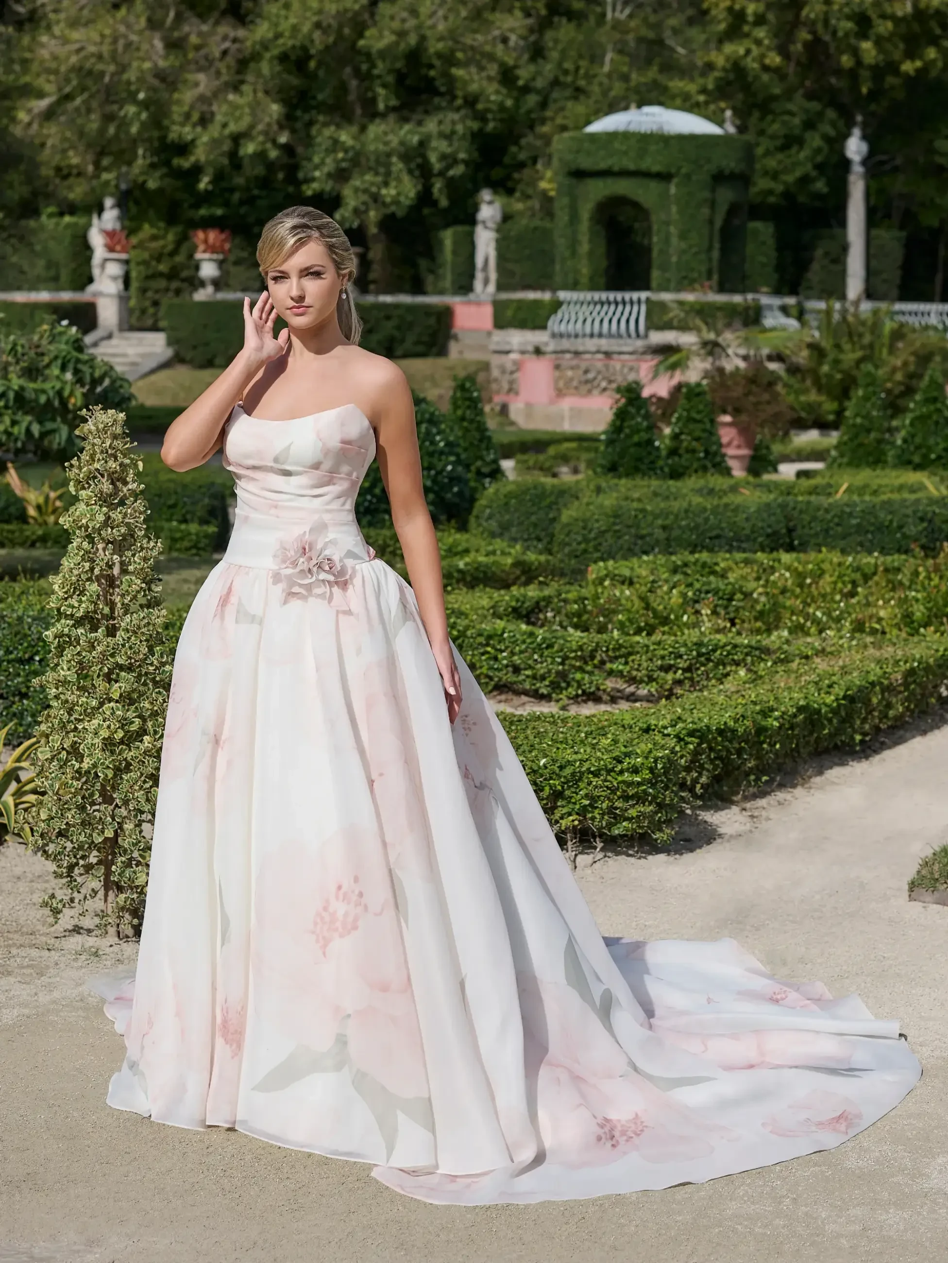 Adrianna Papell Platinum