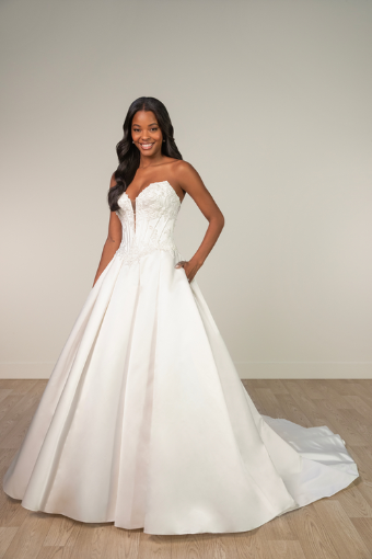 Stella York SY8246 #0 default (IV-PL) Ivory Gown w Porcelain Tulle Plunge thumbnail
