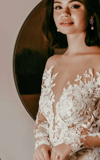 Essense of Australia D3284 #3 Ivory/Rum thumbnail