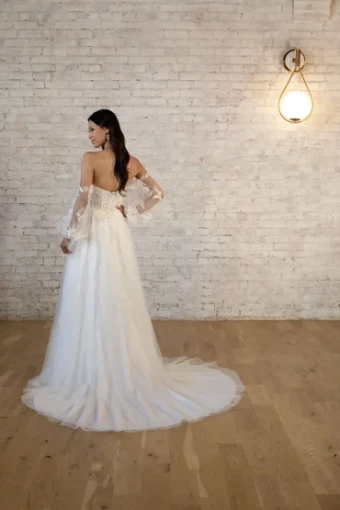 Stella York 7521 #2 default (IV-BC) Ivory Lace and Tulle over Biscotti Gown thumbnail