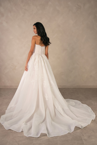 Essense of Australia D4573 #8 (IV-IV) Ivory Lace and Tulle over Ivory Gown thumbnail
