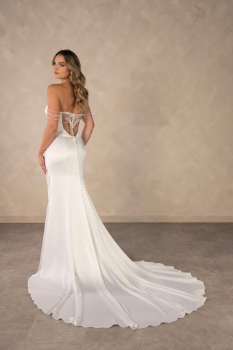 Essense of Australia D4607 #7 (IV-PL) Ivory Gown w Porcelain Tulle Illusion thumbnail