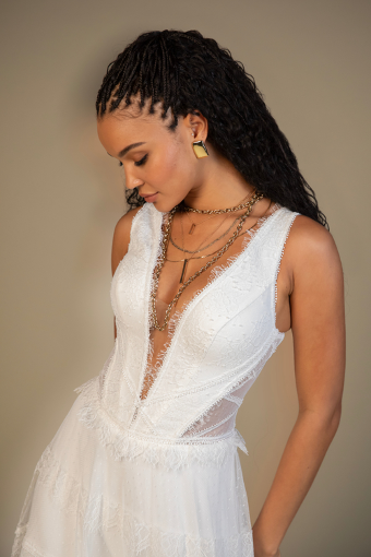 All Who Wander Gray #10 default (IVIV-PL) Ivory Lace and Tulle over Ivory Gown w Porcelain Tulle Plunge thumbnail