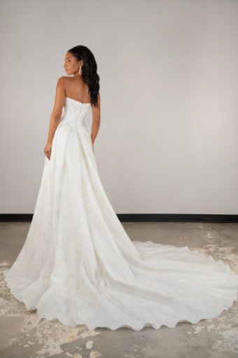 Essense of Australia D4080 #10 Ivory/Metallic Gold thumbnail