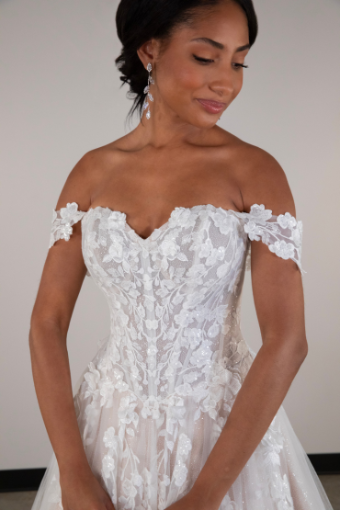 Essense of Australia D4106 #12 Ivory/Biscotti thumbnail