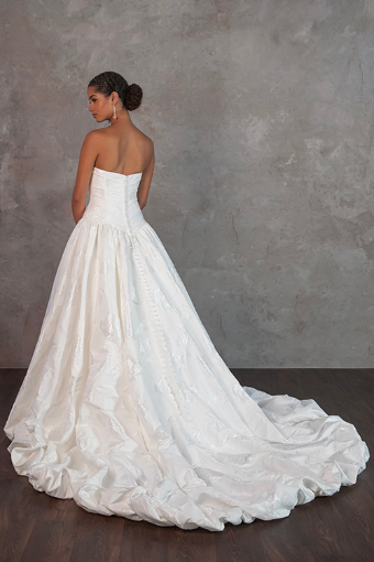 Essense of Australia D4325 #8 Pure Ivory thumbnail