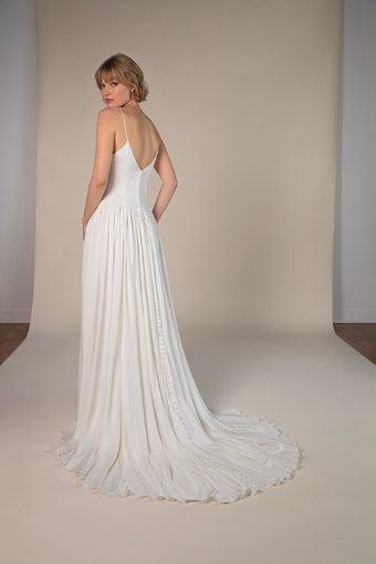 All Who Wander Gisele #7 (IVR) Ivory thumbnail